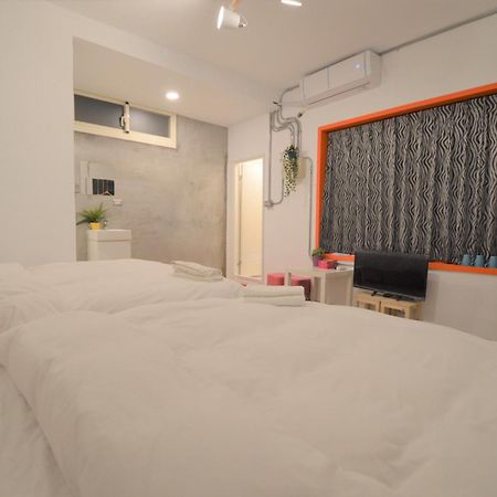 Hotel 逢甲巧咪 à Taichung Extérieur photo