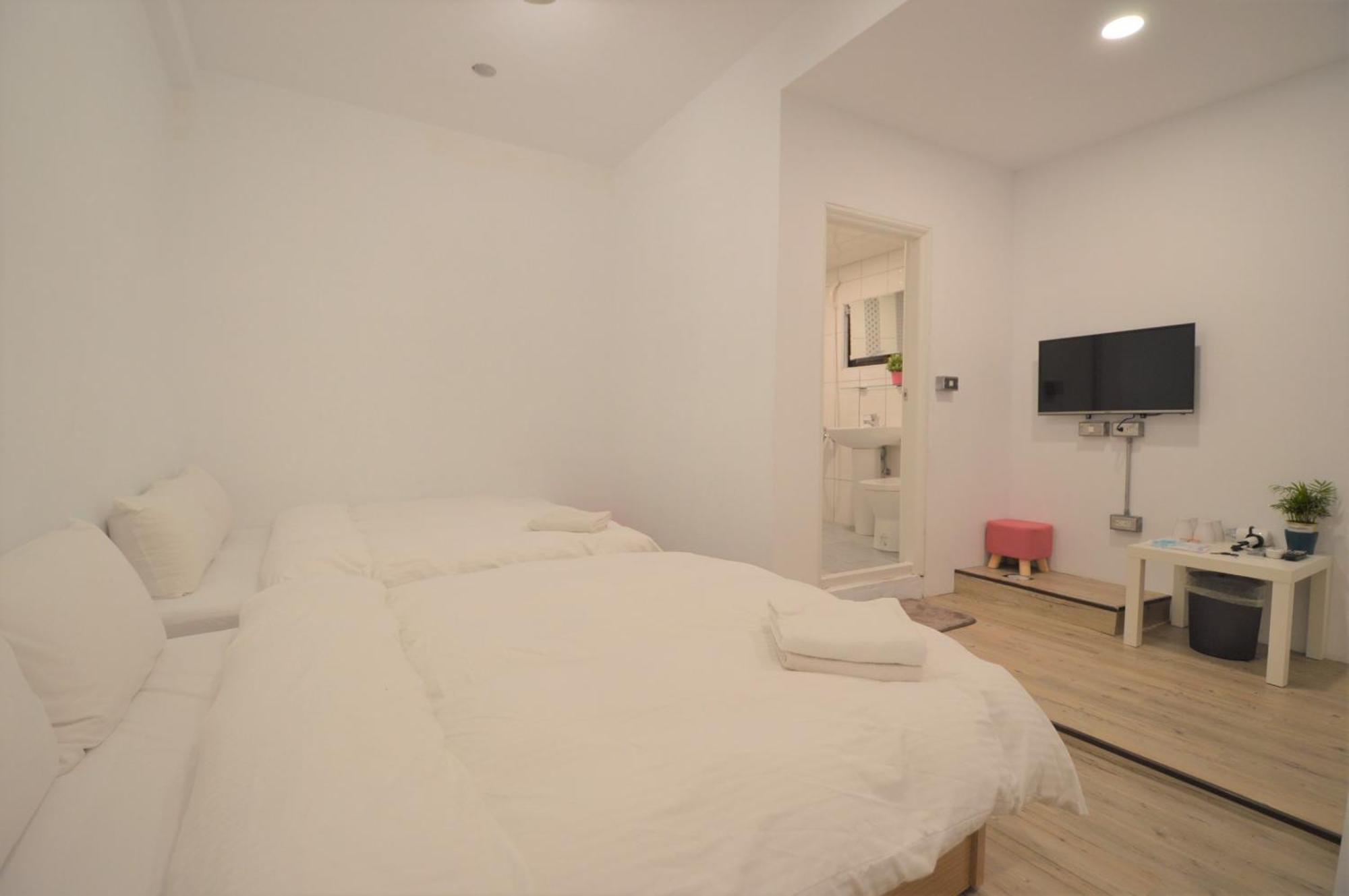 Hotel 逢甲巧咪 à Taichung Extérieur photo