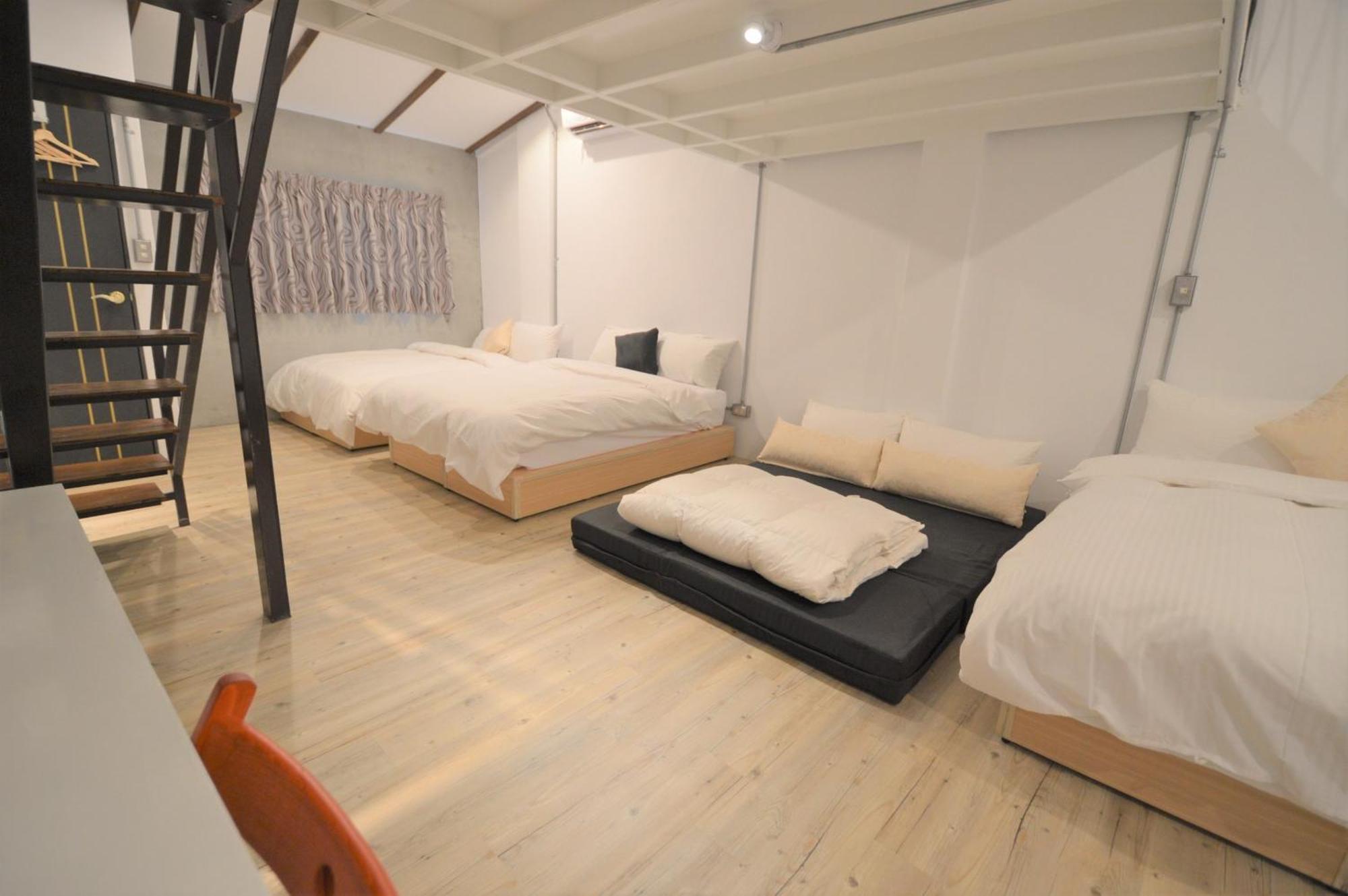 Hotel 逢甲巧咪 à Taichung Extérieur photo